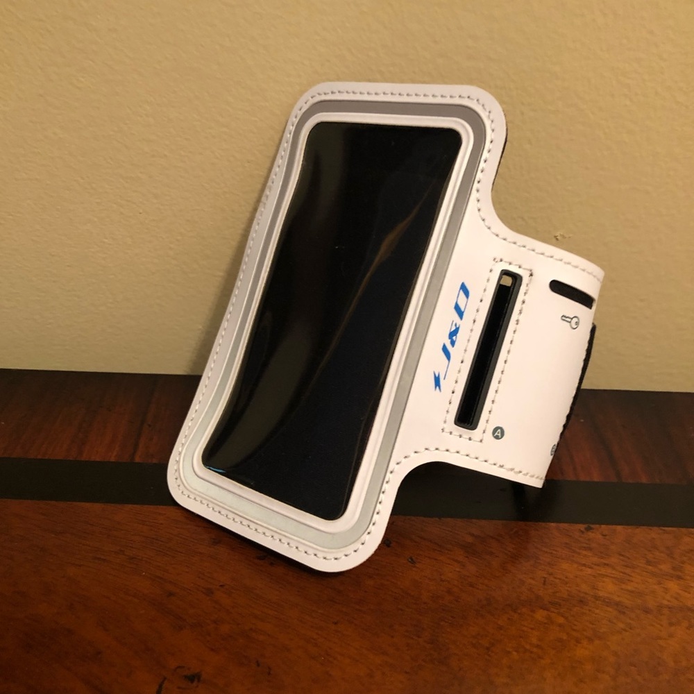 J&D White Sports Running Armband For Apple iPhone6